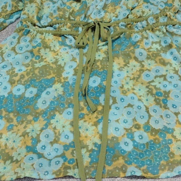 🔥Vintage TORRID Sheer Tie Front Fairy Top With Sparkle - Picture 6 of 7